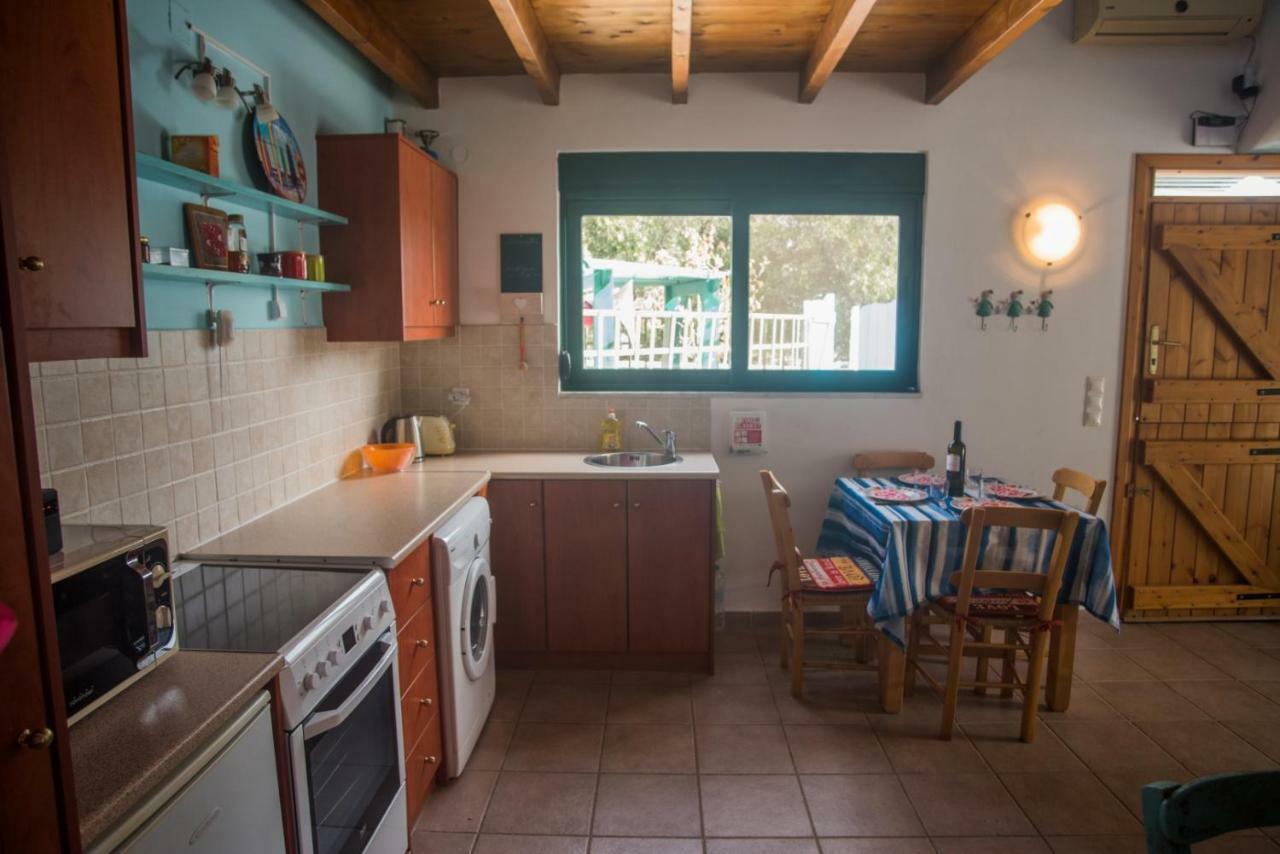 Villa Afou Afrata Exterior foto